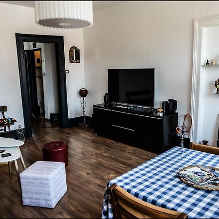 Au Kouglof Avec Netflix Daire Colmar Dış mekan fotoğraf